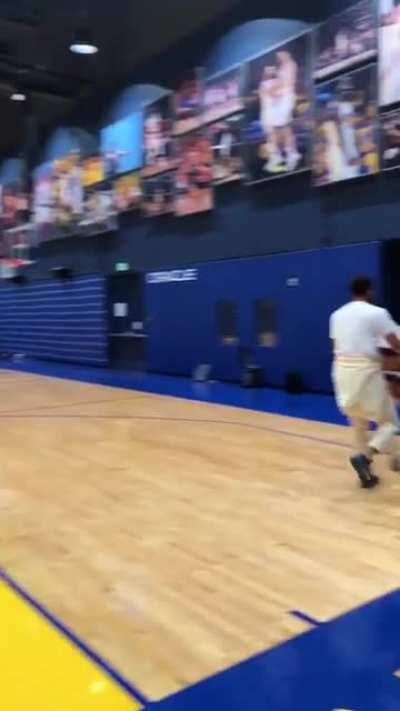 Curry is walking cheat code.