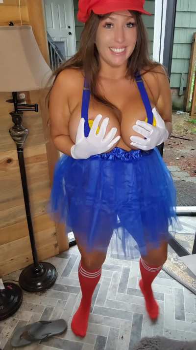 Do you need some pipe cleaning between my tits?