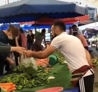 POS Vegetable Vendor pulled a fast one