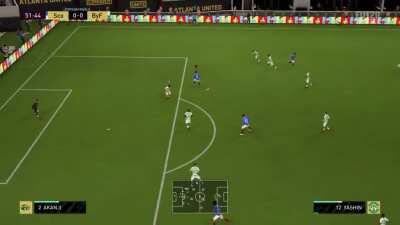 The Most Unorthodox Striking Partnership