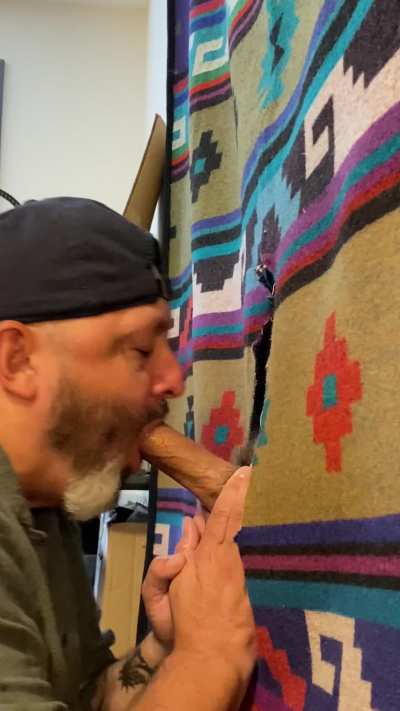 He worked in law enforcement in the neighboring state. His hot cock blows around the 10 minute mark. I try to pull another load out. You hear him say “I don’t think I can shoot another load”. 36/5’11”/175/7.5”