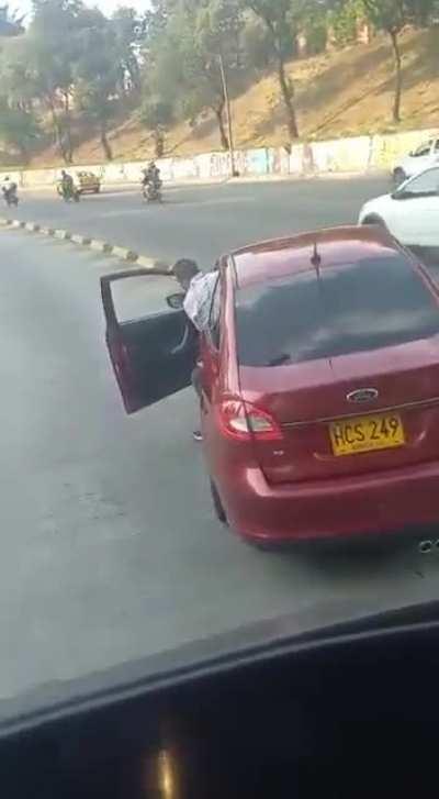 Blocking the bus exclusive lane...