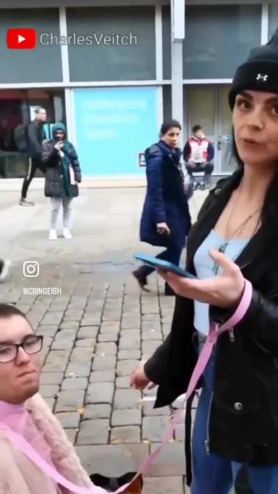 Tf are these public kinks