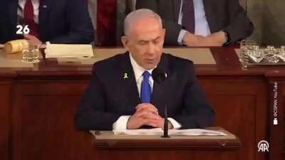 Which movie opinion will have the sub applaud like this?