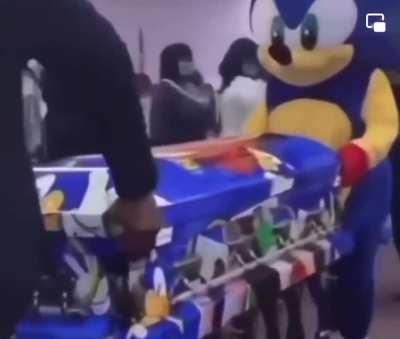 Ah hell nah he lost all his rings