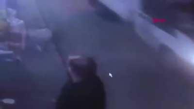 mAn COMes BaCK frOM THe fUtURe TO SavE HiS Own LifE