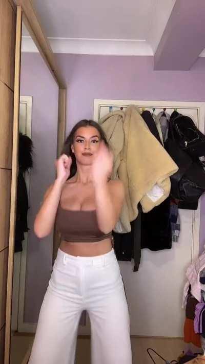 30 - Jiggling All Over The Place