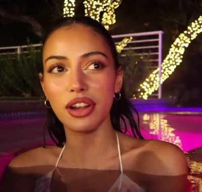 Cindy in David’s new vlog