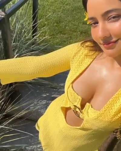 Gorgeous Neha Sharma 🔥🔥