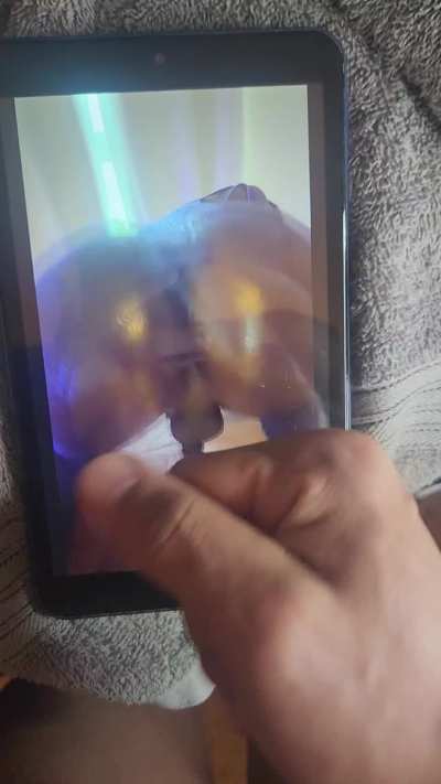 My third cum tribute for u/FewWind2300. Very nice ass.