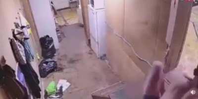 They should put a handrail up…