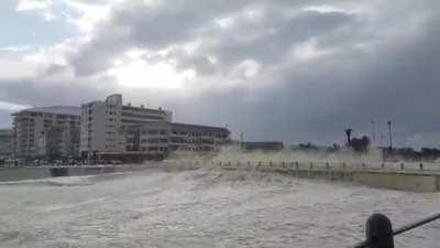 Three Anchor Bay (Cpt) this morning