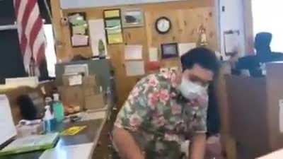 To think she posted this to get validation. Corona Karen