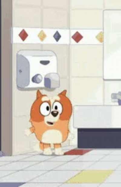 MY BROTHER IS HAVING A BLUEY B-DAY PARTY AND IM MAKING THE CAKE