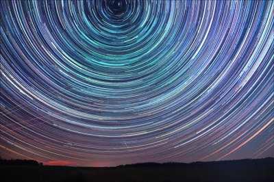 star trail timelapse of the perseid meteor shower [1920x1280]