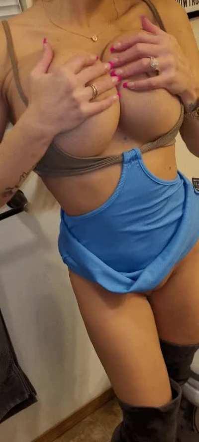 Would love for u to shoot a load all over these for me 🤗🍆💦💦