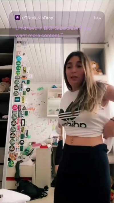 Nipple \ Nipples \ Nipslip \ slip \ tiktok \ ig instagram