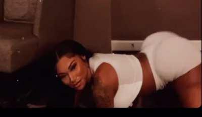 SLOMO😩 LOOK AT THE ARCH