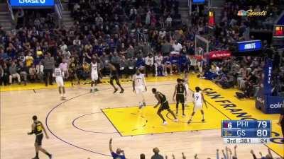 [Highlight] Steph Curry hits a step back triple and does a weird dance celebration.