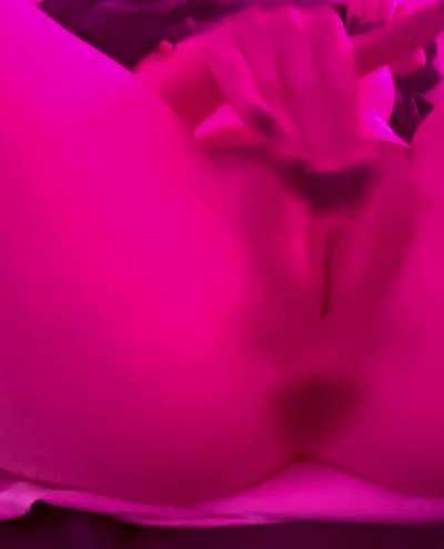 my favorite color is pussy 😇