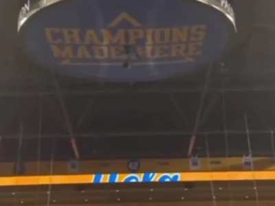 A 23 year-old UCLA grad flashed his entire ChatGPT history on the big screen at graduation