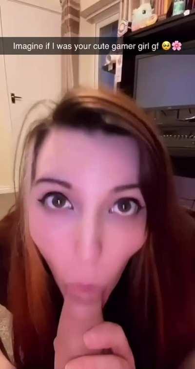 Upvote for a blowjob video and nude pack! I'm one of the girls that actually sends 🤤