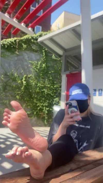 Best way to make gains? Public post-workout feet pics every time you PR 💪