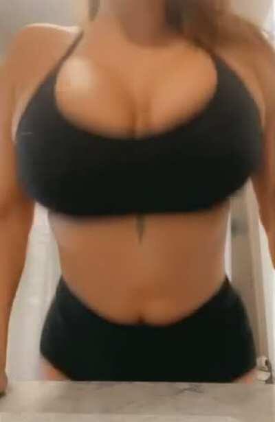 It's so hot, I think I should take off my top to bounce- what do you think?🥵