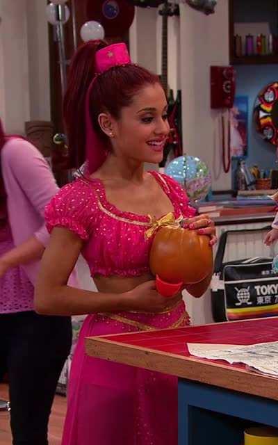 Throwback - Halloween Spirit