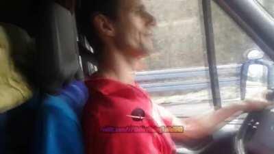 Sa treaca drumu mai usor