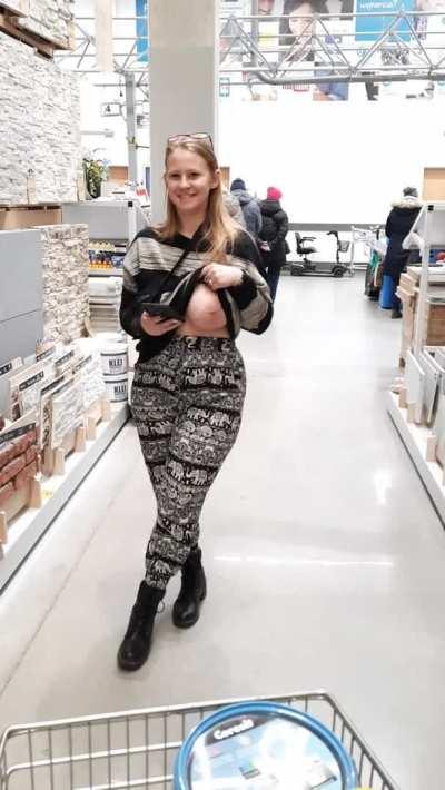 In fact, I have shown my huge boobs several times in this store and I am surprised that no one has 