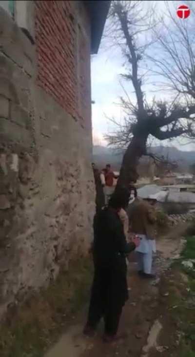 Abbottabad - Attempt In Unjamming An Assault Rifle Ends In A Misfire