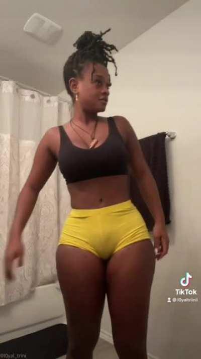 l0yal_trini (@l0yal_trini)