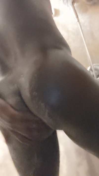 So jiggly and round 🍑🥰