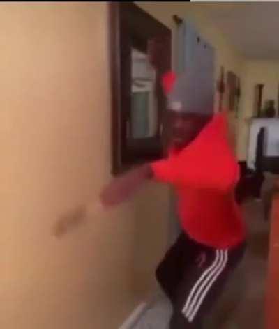 Pansexual polyamorous nonbinary vegan.