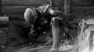 I put Hear! The Sirens Song Call of Death to the Great War footage