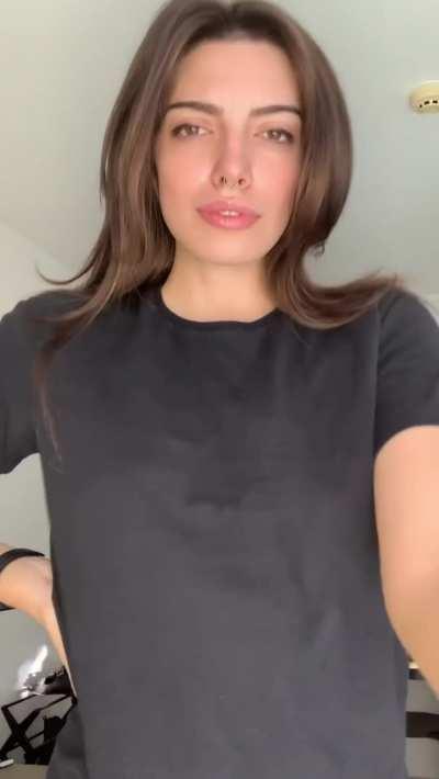 Craving your cock 😘