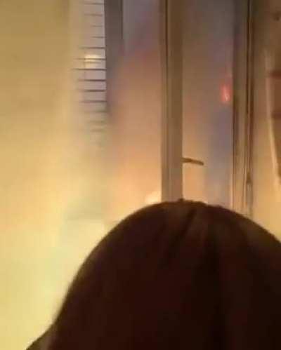 woman trys to flair for no reason