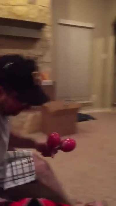 No one plays with her maracas