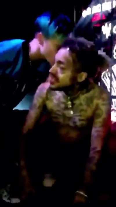 Bexey telling Mackned about Peeps passing onstage