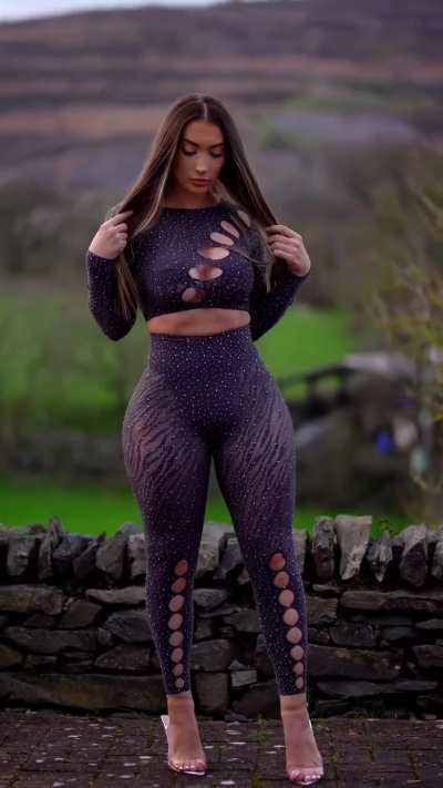 Love this fashionova set