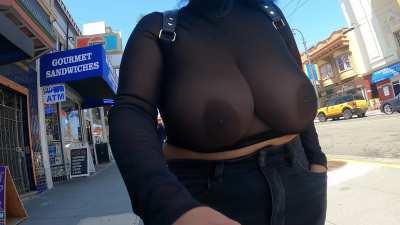 Most people can't focus on two things at once 🤓 [f] (OC)