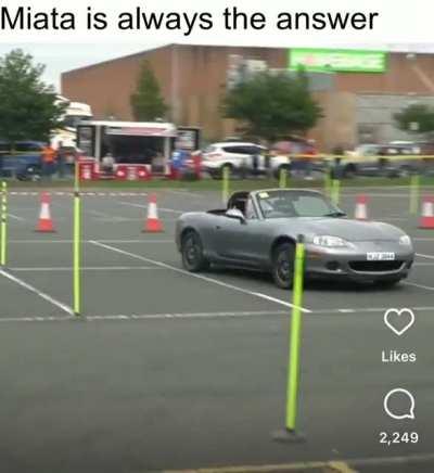 Amazing driving, kudos to the driver if you’re on here!