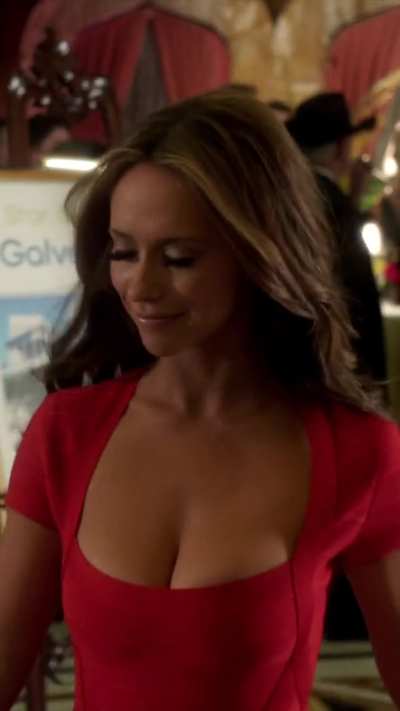 Jennifer love hewitt, The Client List