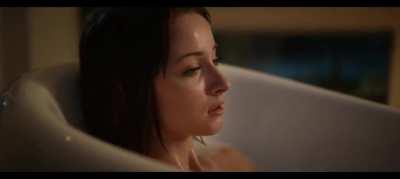 İnteraktif gerilim oyunu tavsiye ederim. (She Sees Red) nsfw