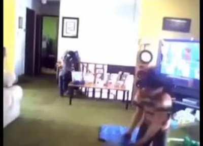 The c̶͇̜͂̽̊̎̅̓͆̓̔̑̾͗̂̏͊̉l̶̛̝͍̔̆o̸̥̓̀̐̓̂͆͋̃́̈́́̕̚n̵͖̱̉̕k̸̤̞̯̠̮̄̽͆̅̃̄͆͘: (MYTHICAL) Gets 2x Stronger Each Attack Connects With An Enemy. -100 Stealth, -50 Speed, This Item Takes 4 Inventory Slots. ABILITY: Bangs Weapon On The Ground, Creating AOE Attack Up A