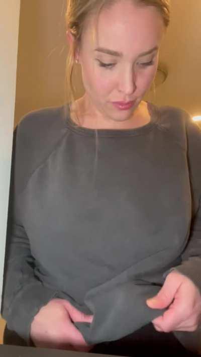 Hubby’s gone…I want to play