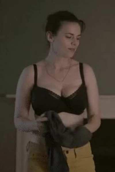 [Hayley Atwell] I heard you wish for your birthday that you wouldn't be a virgin anymore. Well... it's still your birthday for another hour. I know I'm your mother, but as long as you're comfortable with it. Let's make your wish come true ❤