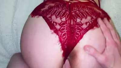 Getting railed in my favorite position 🤤 Hotwife / milf / thick / doggy / pussy / bdsm / red / link below ❣️