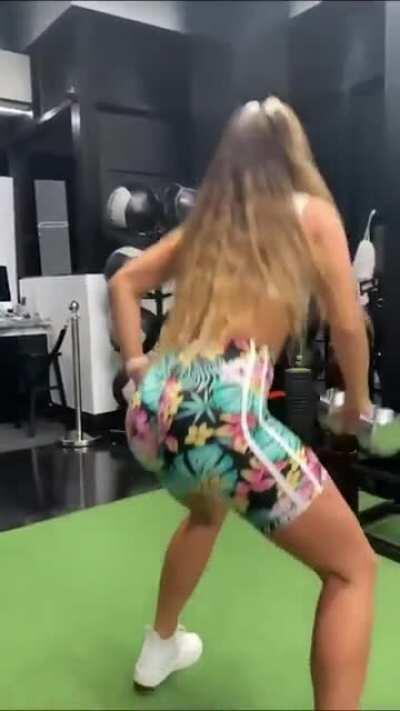 (F) can rp as Sommer or any other celebs dm me